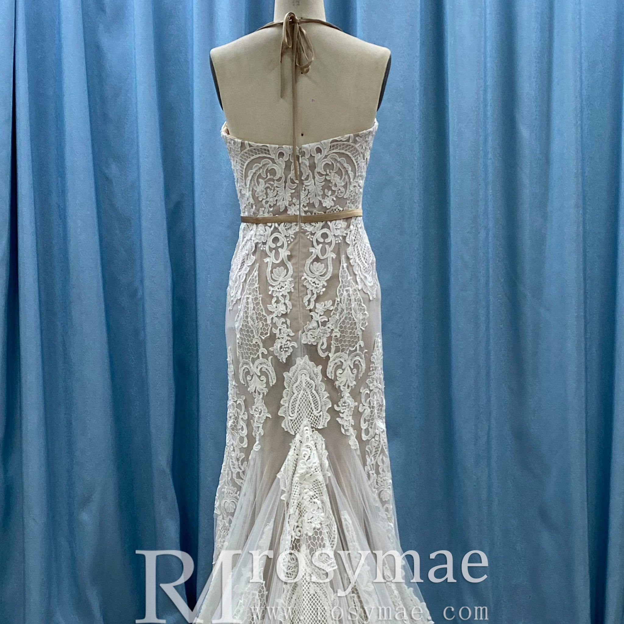 Romantic Halter Neck Fit and Flare Lace Wedding Dress with Sweetheart Neck White / 16W Romantic Halter Neck Fit and Flare Lace Wedding Dress with Sweetheart Neck White / 16W