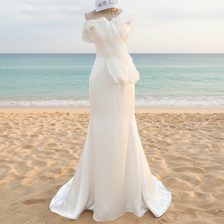 Elegant Sleek Simple Mermaid Wedding Dress with Ruffle Sleeve