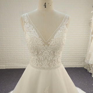 Classic A Line Deep V-Neck Wedding Dresses with Lace Applique