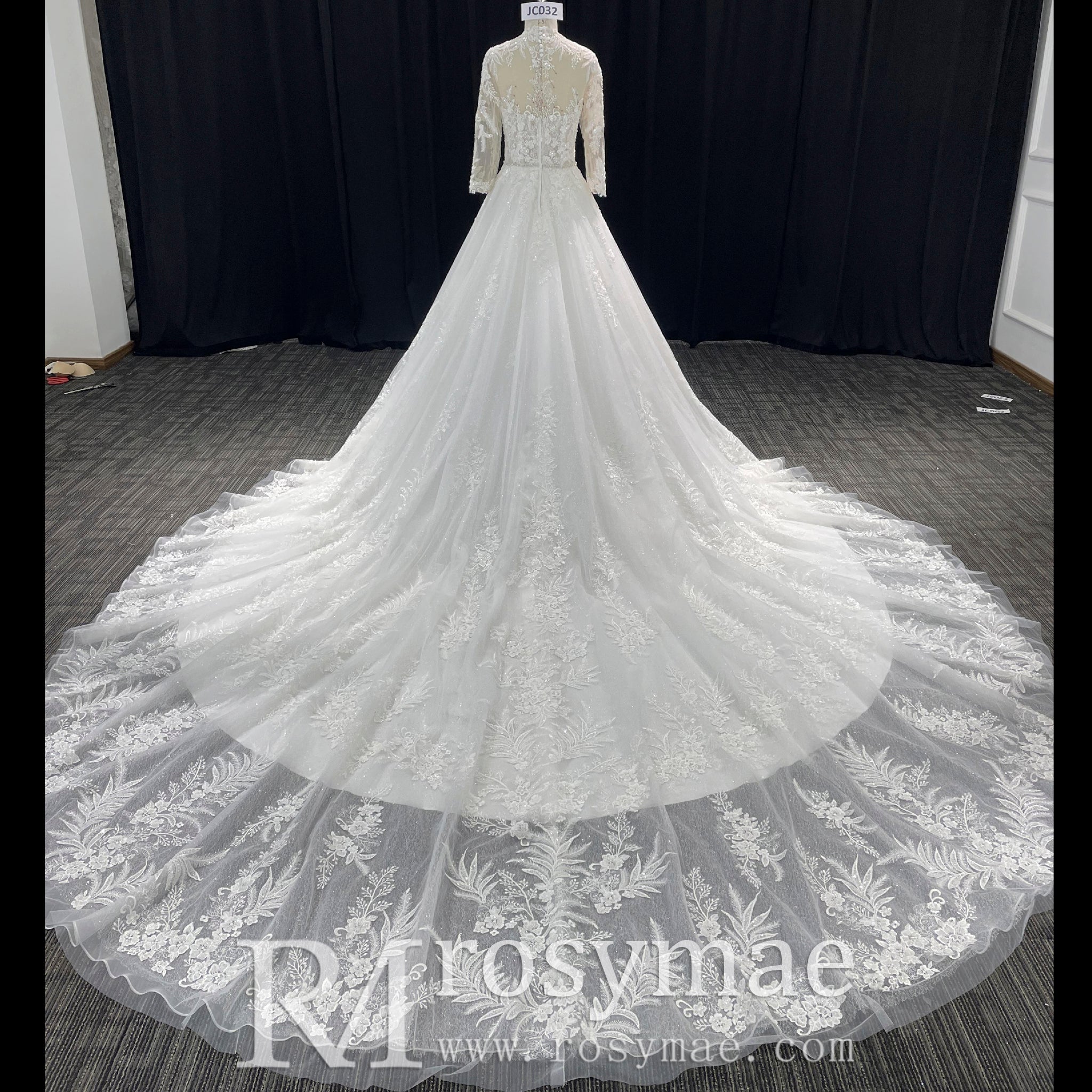Modest Sweetheart Queen Anne Neckline Long Sleeve Wedding Dress - Rosymae