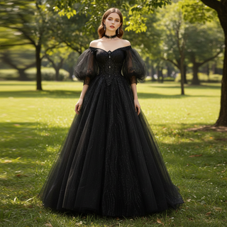 Little Black Bridal Gown Wedding Dress with Half and Puffy Sleeve