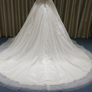 Classic Vintage Off the Shoulder A-line Wedding Dress with Floral Lace Appliqued