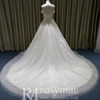 Classic Vintage Off the Shoulder A-line Wedding Dress with Floral Lace Appliqued