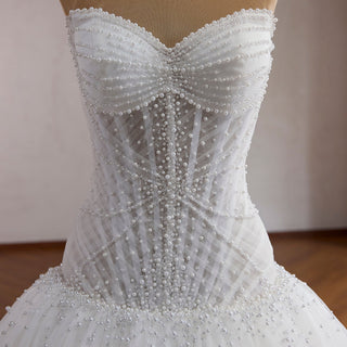 Pearl-Embellished Ball Gown Wedding Dress with Detachable High-Neck Pearl Cape