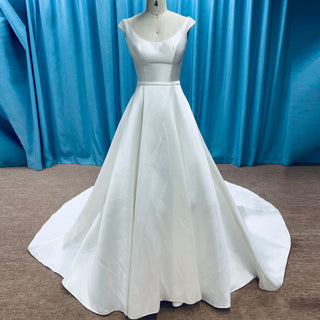 Sleek Tank Top A-line Satin Wedding Dress with Scoop Neckline