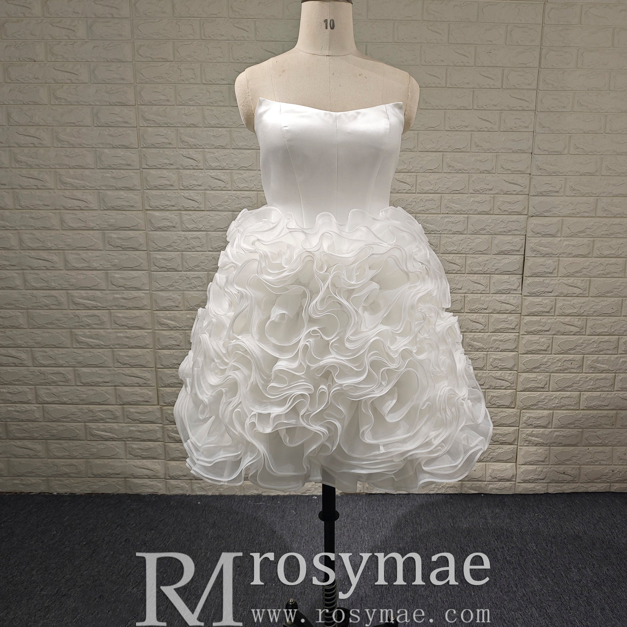 Strapless Plus Size Short Curve Wedding Dresses with Ruffled Skirt White / 12 Strapless Plus Size Short Curve Wedding Dresses with Ruffled Skirt White / 12