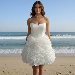 Strapless Plus Size Short Curve Wedding Dresses with Ruffled Skirt
