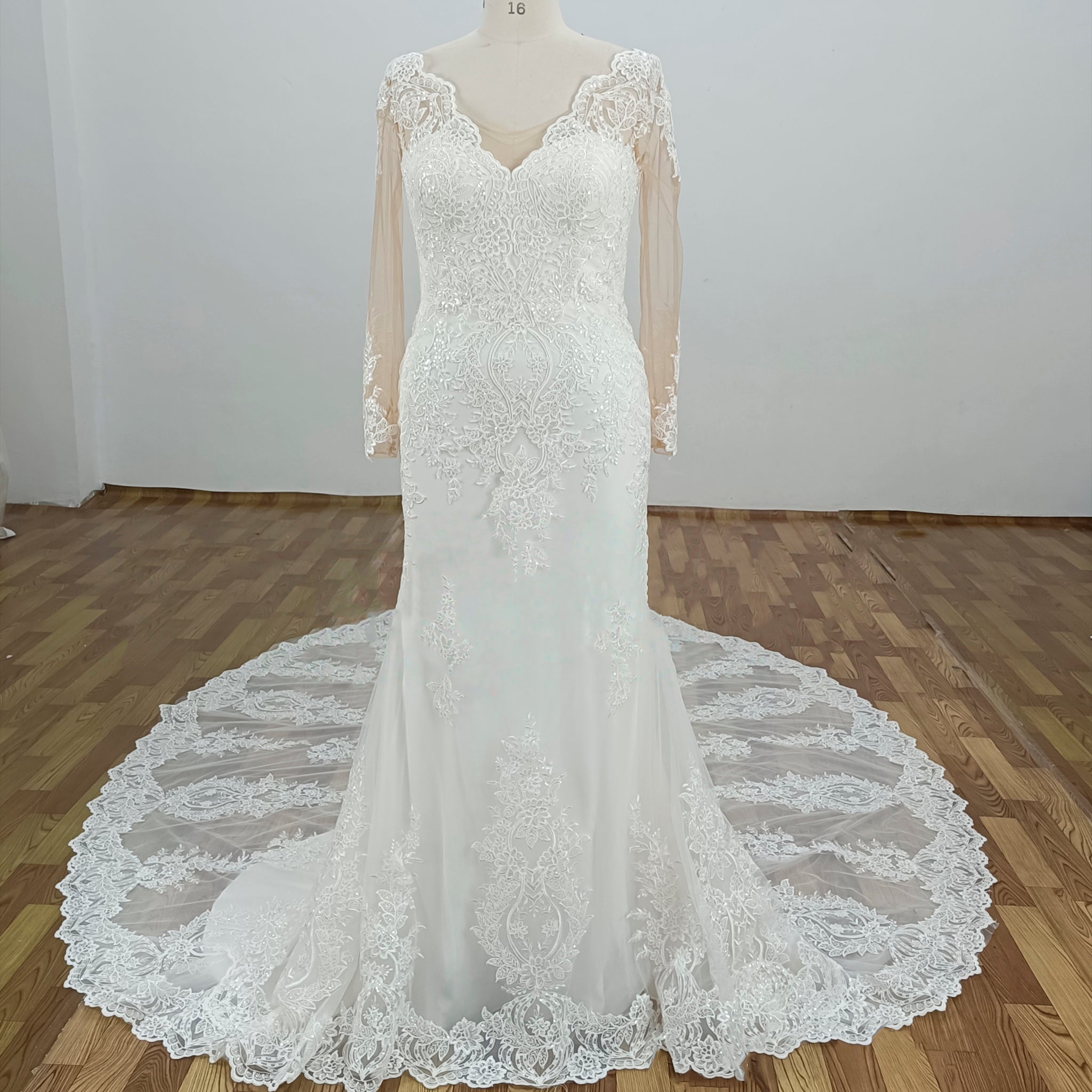 Plus Size Mermaid Lace and Tulle Wedding Dress with Long Sleeve Ivory / Custom Size Plus Size Mermaid Lace and Tulle Wedding Dress with Long Sleeve Ivory / Custom Size