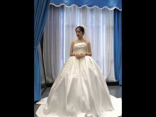 Straight Neck Ball Gown Wedding Dress with Pearls Satin Bridal Gown