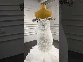 Luxury Off the Shoulder Trumpet Wedding Dress Ruffled Skirt Bridal Gown