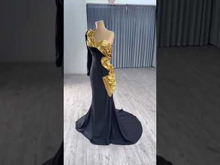 Classic Black and Gold Mermaid Wedding Dresses with One Long Sleeve