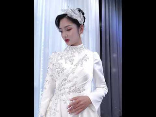 High-end Elegant O-neck Satin Wedding Dress with Long Sleeve