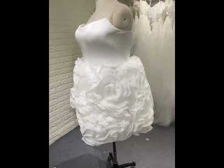 Strapless Plus Size Short Curve Wedding Dresses with Ruffled Skirt