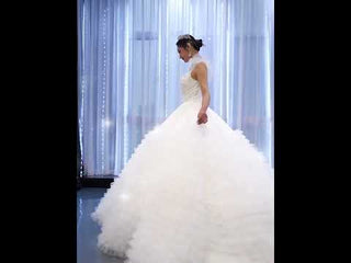 Vintage Tiered Ruffle Puffy Wedding Dress Princess Bridal Gown