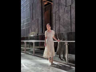 Half Sleeve Floral Lace Tea Length Wedding Dress with Square Neck