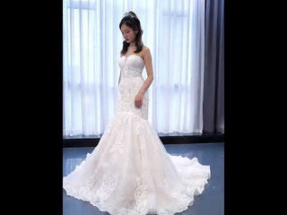 Vintage Mermaid Lace Wedding Dress with High Neck Cape