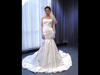 Simple Strapless Satin Trumpet Boat Neck Wedding Dress