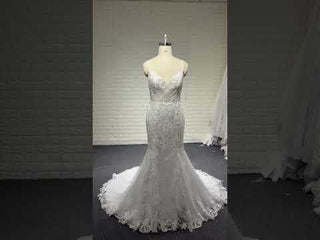 Spaghetti Straps Vintage Lace Mermaid Wedding Gowns with Vneck