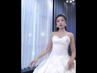 Vintage Tiered Ruffle Satin Wedding Dress Ball Gown with Sweetheart