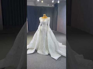 Victorian Style Handmade Wedding Dress with Long Sleeve