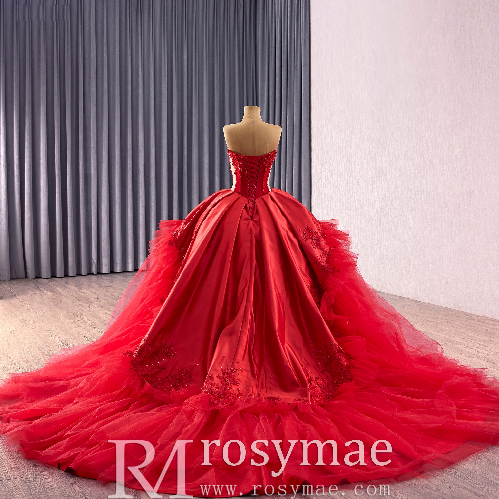 Elegant Beautiful Unique Puffy Red Wedding Dresses with V-Neck Bright Red / 14 Elegant Beautiful Unique Puffy Red Wedding Dresses with V-Neck Bright Red / 14
