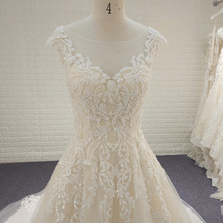 Vintage A-line Tulle Appliqued Lace Wedding Dress with Cap Sleeve