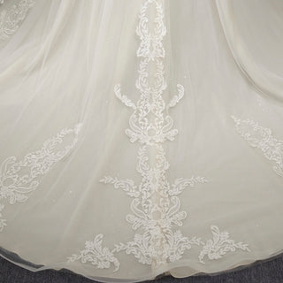 Vintage A-line Tulle Appliqued Lace Wedding Dress with Cap Sleeve