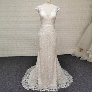 Romantic Floral Lace Mermaid Wedding Dresses for Elegant & Fitted Bride - Rosymae