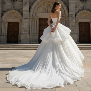 Ruffled & Tiered Skirt Ball Gown Style Wedding Dresses