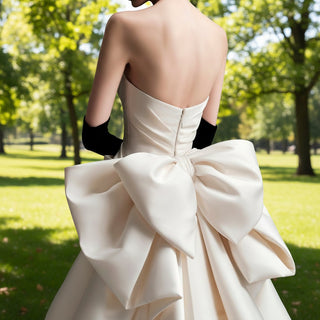 Satin Strapless Curved V-neck Wedding Dress with Bowknot - Rosymae