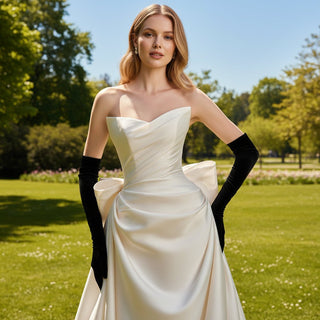 Satin Strapless Curved V-neck Wedding Dress with Bowknot - Rosymae