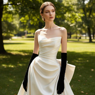 Satin Strapless Curved V-neck Wedding Dress with Bowknot - Rosymae
