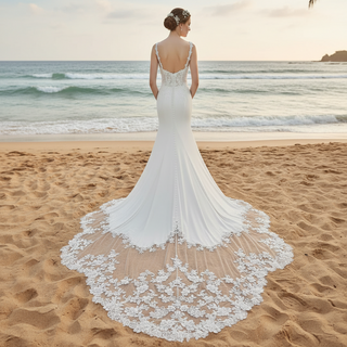 Elegant Fishtail Skirt Mermaid Vneck Wedding Dress with Spaghetti Straps