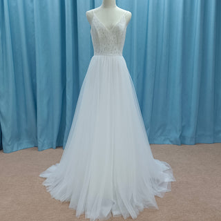 Tulle Simple V-neck Sheath Wedding Dress with Spaghetti Straps