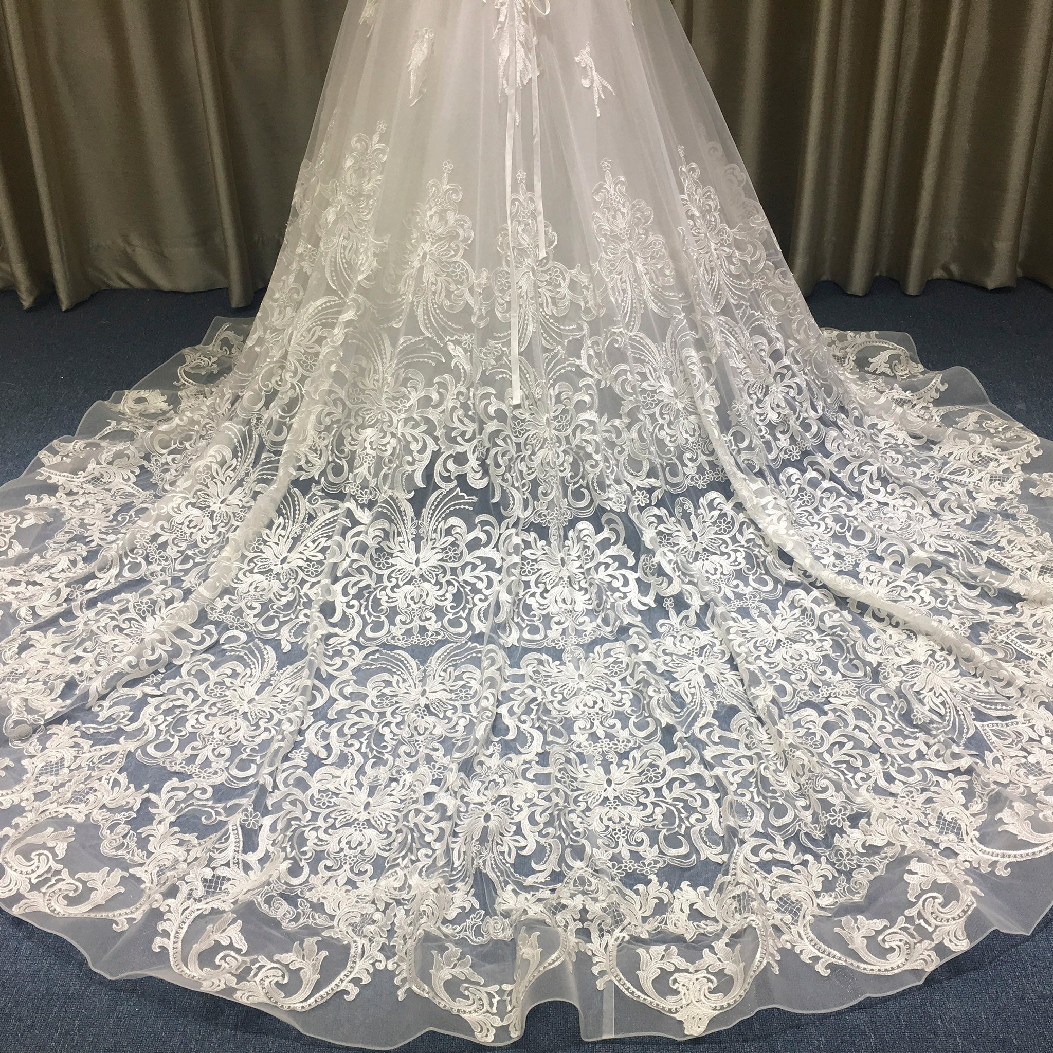 Short Sleeve Off the Shoulder Floral Lace Appliqued Wedding Dress - Rosymae