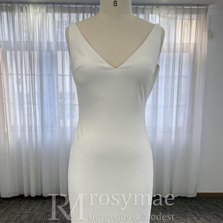 Classic Simple V-Neck Mermaid Wedding Dress with Leg Slit Elegant Bridal Gown