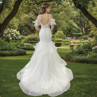 Stunning Mermaid Lace Backless Spaghetti Straps Wedding Dress