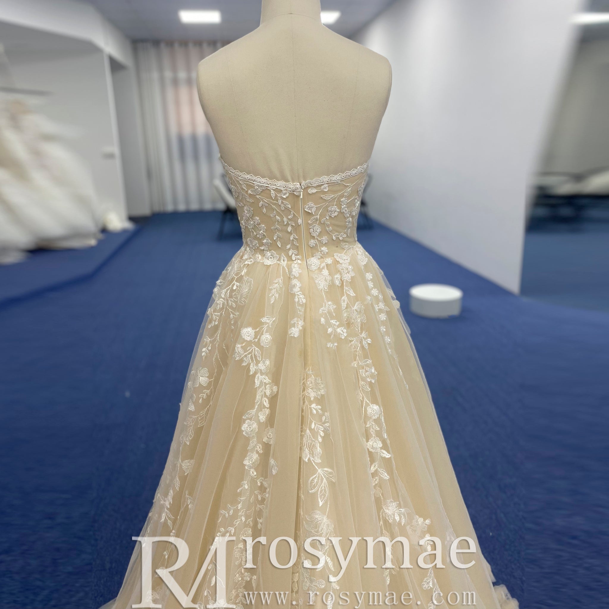 Strapless A-line Champagne Tulle Lace Wedding Dress with Sweetheart - Rosymae