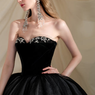 Puffy Skirt Ball Gown Black Wedding Dress with Sweetheart Neckline