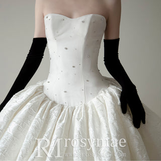 Pleated Ball Gown Wedding Gown Luxury Satin Strapless Wedding Dress