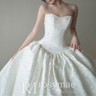 Pleated Ball Gown Wedding Gown Luxury Satin Strapless Wedding Dress