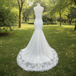 Strapless Lace Trumpet Skirt Wedding Dresses with Sweetheart Neck