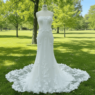 Strapless Mermaid Wedding Dress with Leaf-Shape Lace Train - Rosymae
