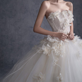 Strapless Ball Gown Wedding Dresses with 3D Flowers Bridal Gowns