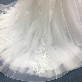 Strapless A-line Sweetheart Neck Wedding Dress with Ruffle Skirt