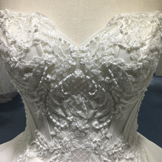 Strapless A-line Sweetheart Neck Wedding Dress with Ruffle Skirt