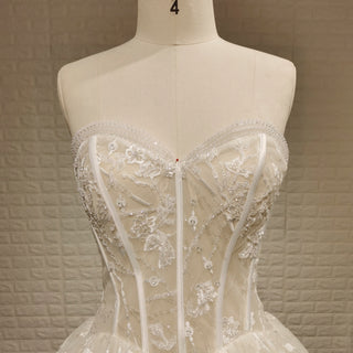 Strapless A-line Lace Wedding Dress with Sweetheart Neckline