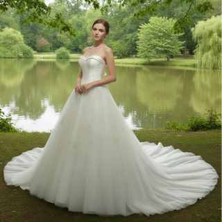 Strapless Sweetheart Neckline A-line Wedding Dress with Bowknot