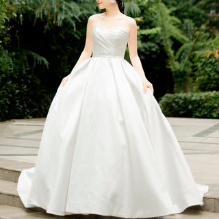 Sweetheart Neckline Ball Gown Satin Wedding Dress