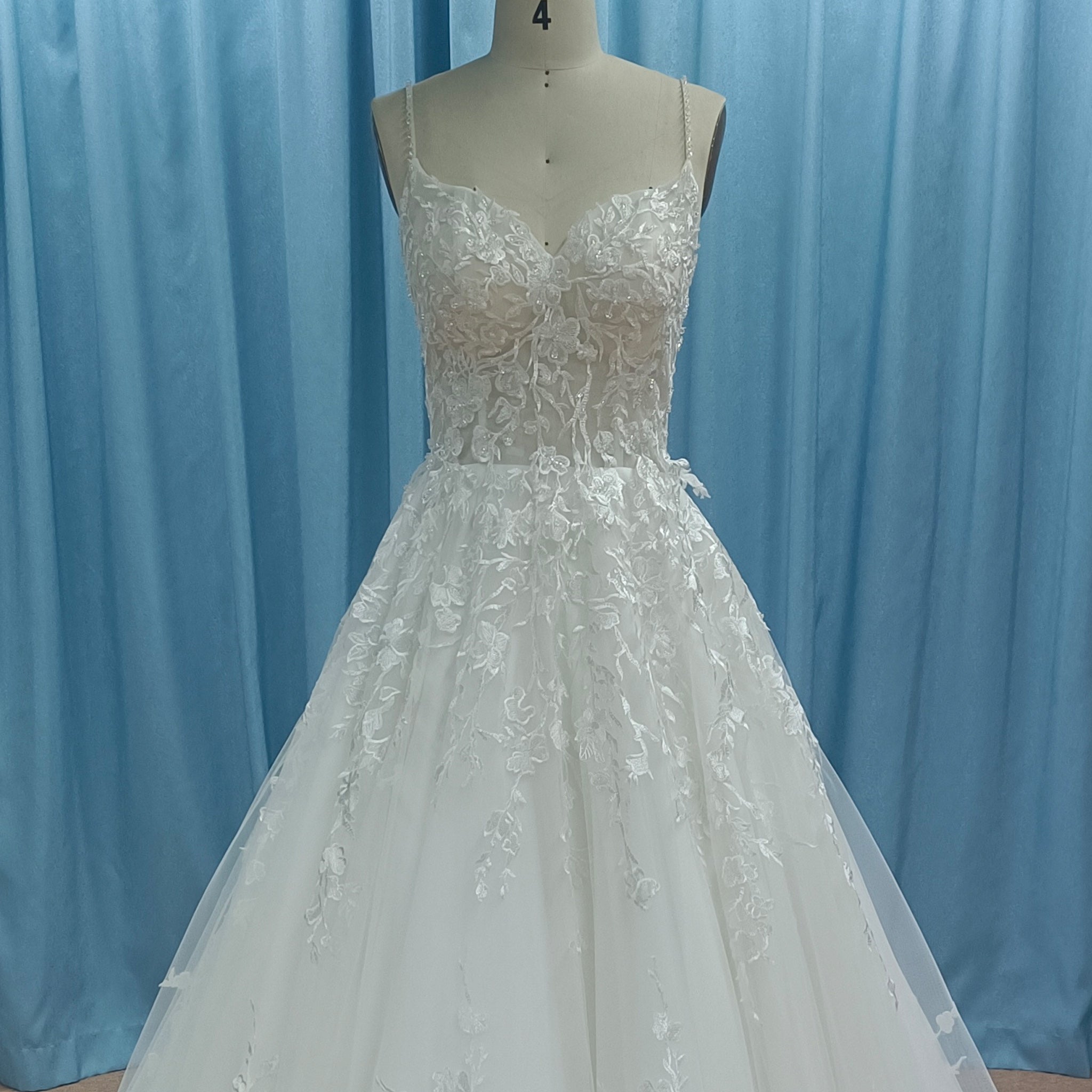 Sweetheart Neckline A-line Tulle Lace Wedding Dress with Spaghetti Strap - Rosymae